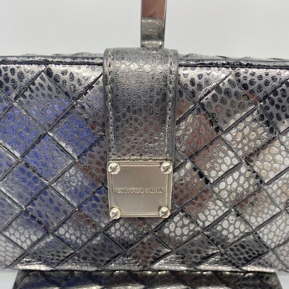 Michael Kors Silver Leather Wallet - Picture 5 of 8